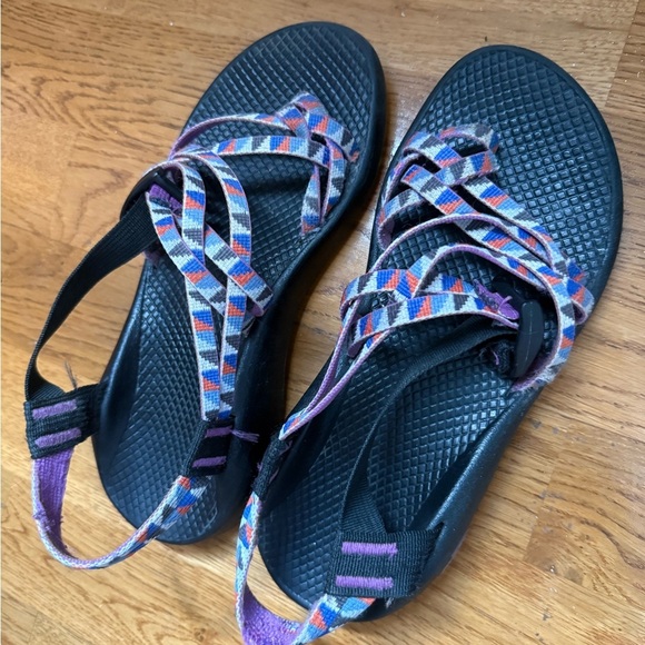 Chaco Black and Purple Adventure Sandals - Picture 3 of 5